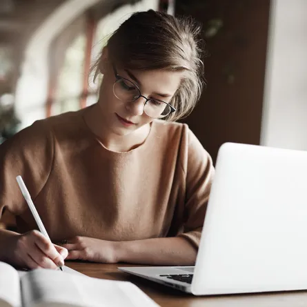 طريقة كتابة القصة القصيرة