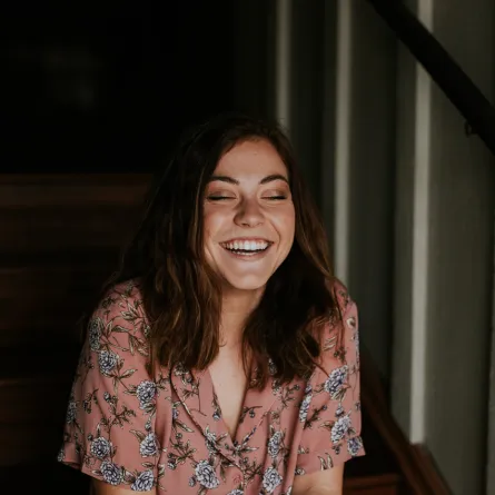 عادات بسيطة تعيد السعادة والفرح لحياتك!