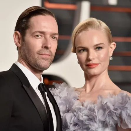 كيت بوسورث تعلن انفصالها عن زوجها مايكل بولش