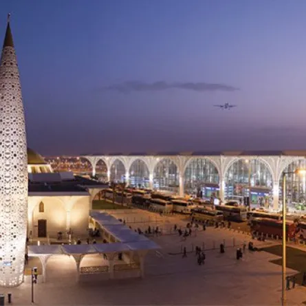 مطار المدينة يحصد جائزة أفضل مطار إقليمي في الشرق الأوسط للعام الثاني على التوالي