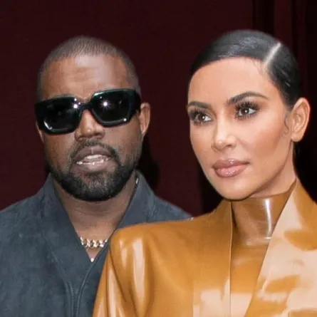 كيم كارداشيان تحضر الحفل الثاني لـ كاني ويست في إطلالة متطابقة