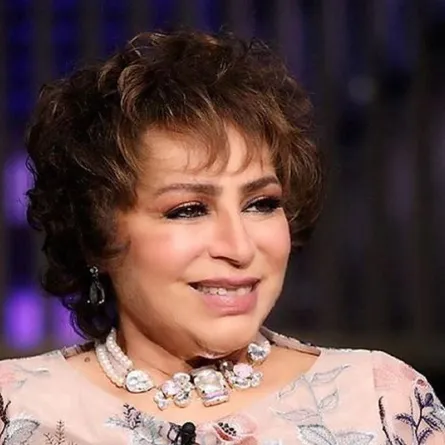 زهرة الخرجي تعلن خروجها من المستشفى وعودتها للعمل من جديد