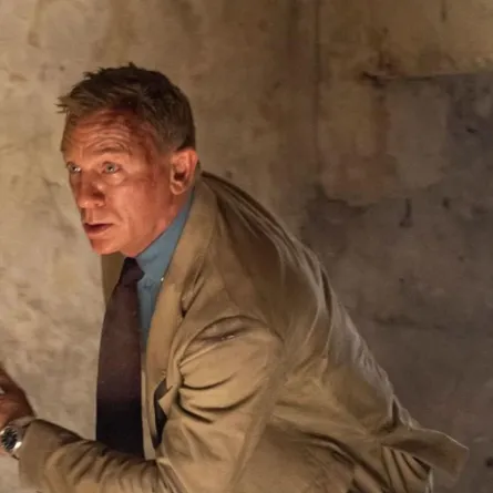 النجم البريطاني دانيال كريغ - الصورة من حساب جيمس بوند الرسمي في انستغرام