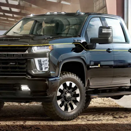 بيك اب سيلفرادو الكهربائي 2022