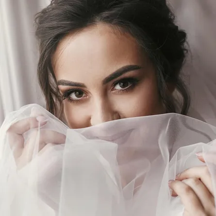 أسباب انتفاخ العيون للعروس