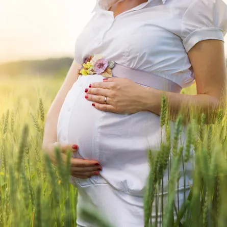 أسباب ابيضاض الإفرازات في أثناء الحمل