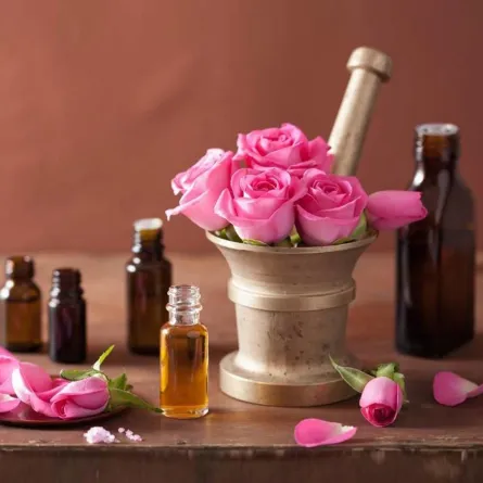 زيت ثمر الورد