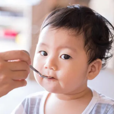 قواعد النظام الغذائي التي يجب اتباعها للأطفال الصغار 