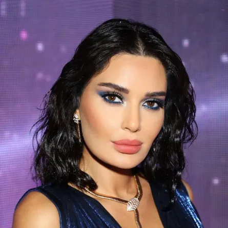 سيرين عبد النور بمكياج كحلي للعينين -الصورة من حسابها على الانستغرام