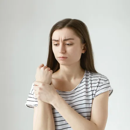 أسباب متلازمة النفق الرسغي