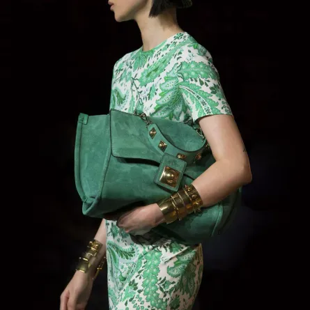 حقيبة يد من المخمل الأخضر الناعم من إيترو  Etro