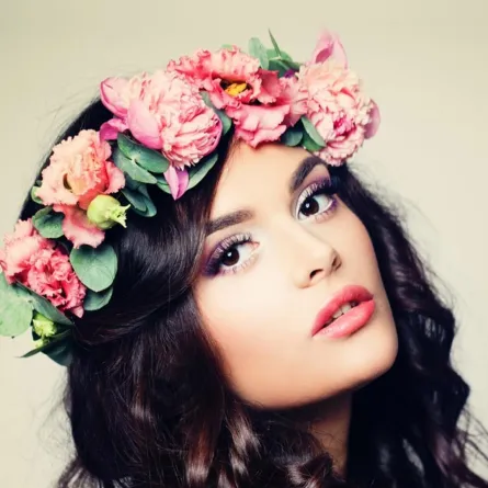 مخمرية الزعفران للعروس