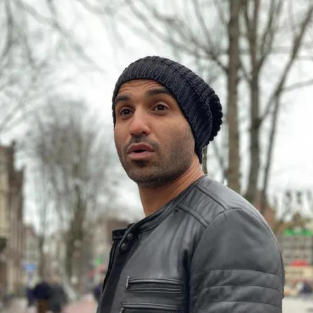 أحمد فهمي - الصورة من حسابه على الفيس بوك