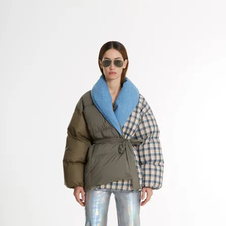 جاكيت قصيرة ملونة من باكون Bacon  