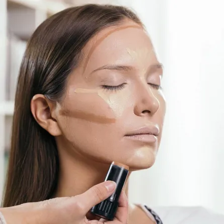 كونتور البشرة بحسب شكل الوجه