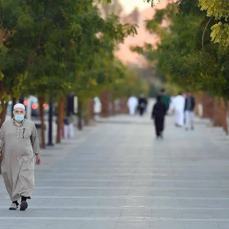 رياضة المشي في المدينة المنورة - الصورة من واس