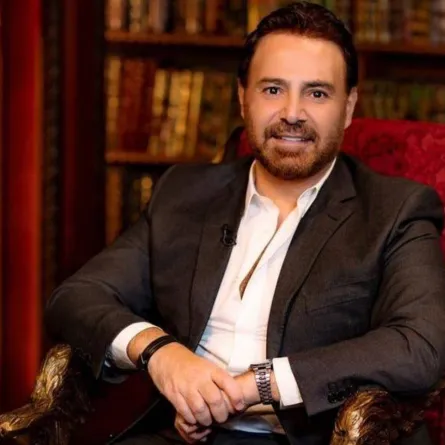 عاصي الحلاني - الصورة من حسابه على فيسبوك