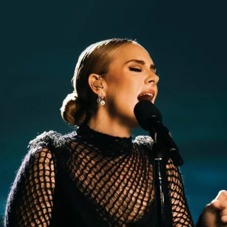 أديل - الصورة من حسابها في إنستغرام