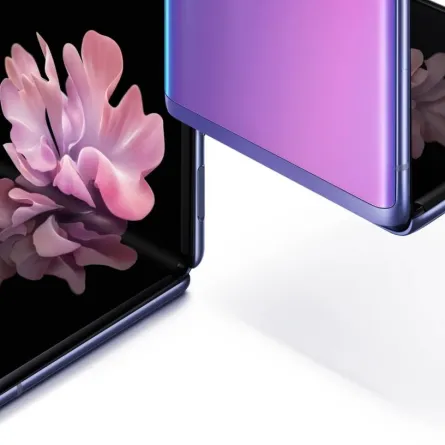 سامسونج تكشف عن 4 شاشات جديدة قابلة للطي والانزلاق