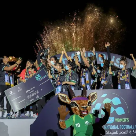 فريق المملكة المتوج بالبطولة 