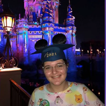 طفلة مصرية عمرها 12 عاماً تحصل على الشهادة الجامعية في أمريكا