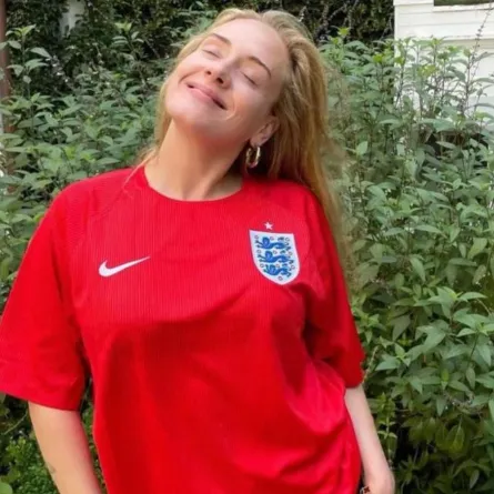 أديل - الصورة من حسابها في انستغرام