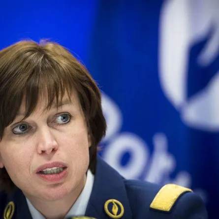 امرأة حارسة لأمْن أورُوبّا بأكْملها 