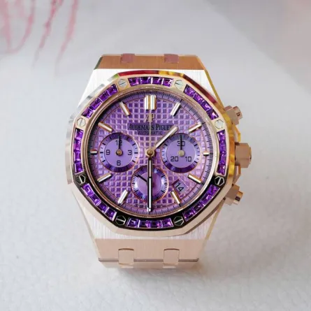 درجات البنفسجي في الساعات SHADES OF PURPLE Watches