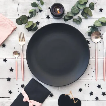 ترتيب أدوات المائدة 