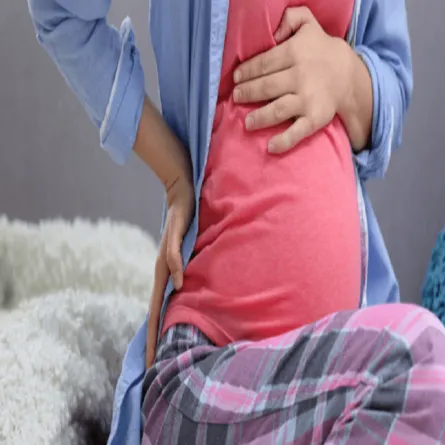 صورة لحامل تعاني من مشاكل الحمل 