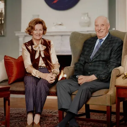 الملك هارالد والملكة سونيا- الصورة من موقع Royal Central