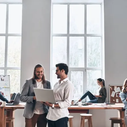 كيف يوفّر رائد الأعمال بيئة إيجابيّة في شركته؟