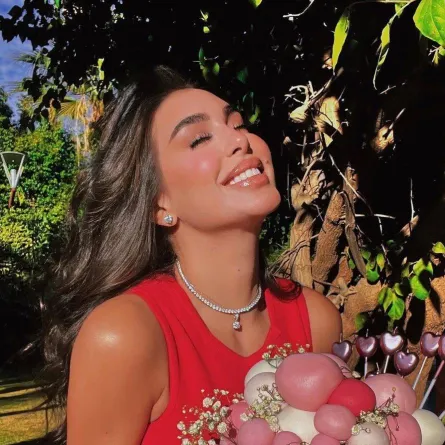 طقم ألماس-الصورة من حساب ياسمين صبري على انستغرام