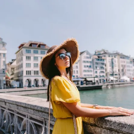 ارتداء الملابس والأحذية المريحة أثناء الرحلة