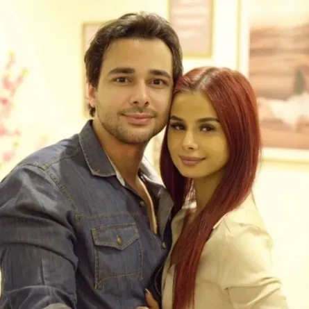 منة عرفة وزوجها محمود المهدي- الصورة من حسابها على انستغرام