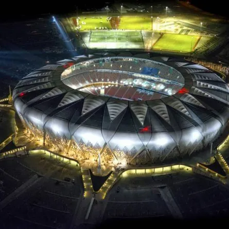 رفع الطاقة الاستيعابية استثنائيا إلى 100% خلال مواجهة المنتخب السعودي مع شقيقه العماني. الصورة من "واس"