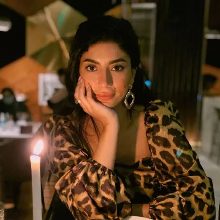 كارولين عزمي - الصورة من حسابها على انستغرام