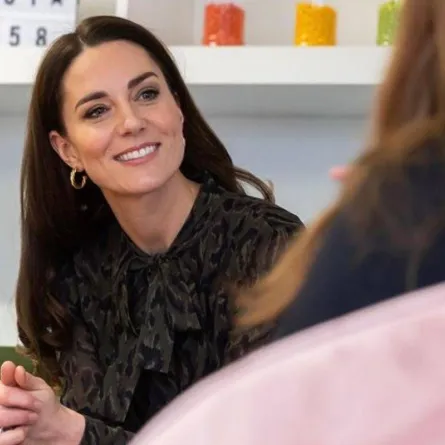 كيت ميدلتون في زيارتها لمؤسسة Shout- الصورة من حساب Duke and Duchess of Cambridge على إنستغرام