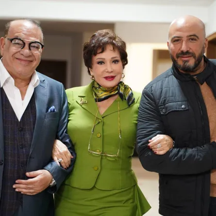 مجدي الهواري ونجوم مسلسل دايما عامر - الصورة من حسابه الشخصي على الفيس بوك