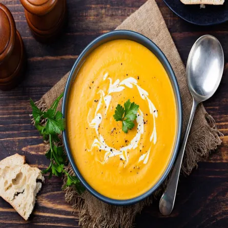 صورة لطبق من العدس الأصفر