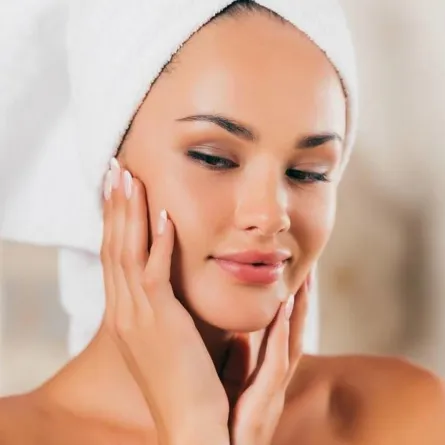 تنظيف البشرة