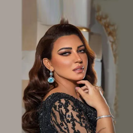 مكياج للسهرة من اسماء المنور