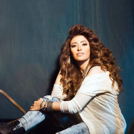 غادة رجب - الصورة من حسابها على الفيس بوك