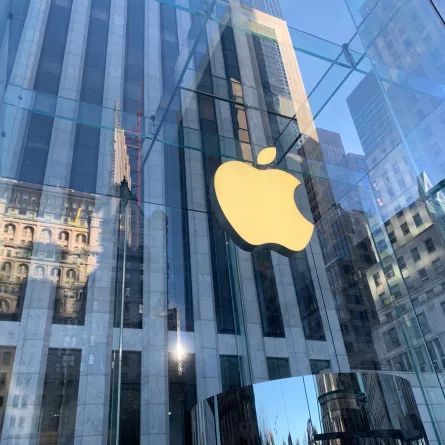 آبل تصبح أول شركة في العالم تبلغ قيمتها السوقية 3 تريليونات دولار
