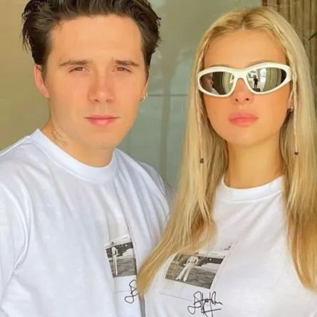 ​بروكلين إلى جانب حبيبته نيكولا - الصورة من حساب ​بروكلين بيكهام على انستغرام