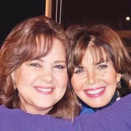 ميرفت أمين ودلال عبد العزيز - الصورة من حساب منة حسين فهمي على انستغرام