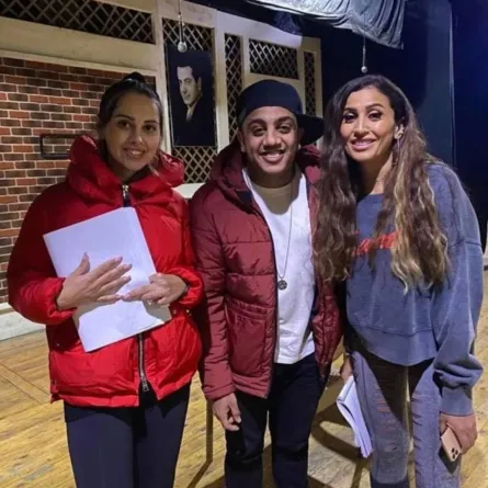 ياسمين رئيس ودينا الشربيني وأوس أوس من بروفات المسرحية - الصورة من حساب ياسمين رئيس على انستغرام