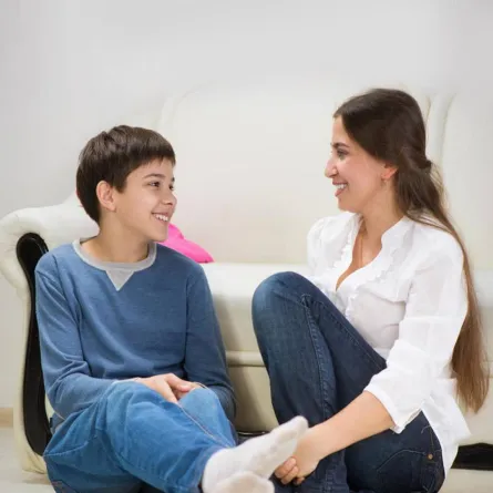 التواصل مع الطفل المراهق