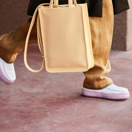 حذاء رياضي باللون الأبيض من إيمينيغيلدو زيغنا  Emmenegilda Zegna