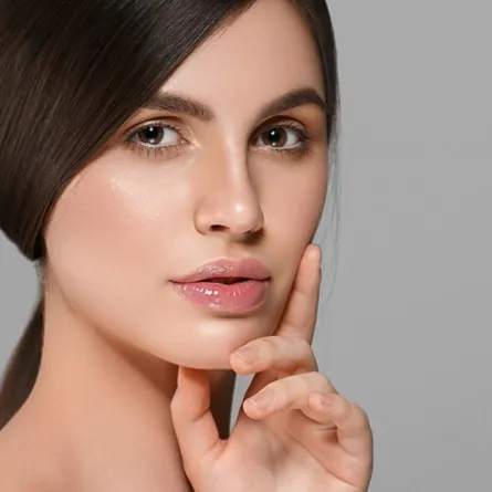 الطماطم لترطيب البشرة